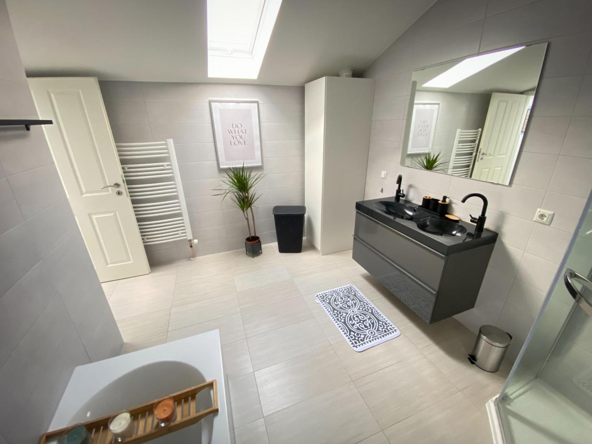Design Immo Ferienwohnung Rhein-Main Родгау Экстерьер фото